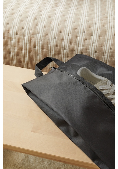 Ocean Home Textile Siyah Renk Fileli Oxford Kumaş Ayakkabı Düzenleyici Taşıma Çantası 22 X 40 X 9 Cm