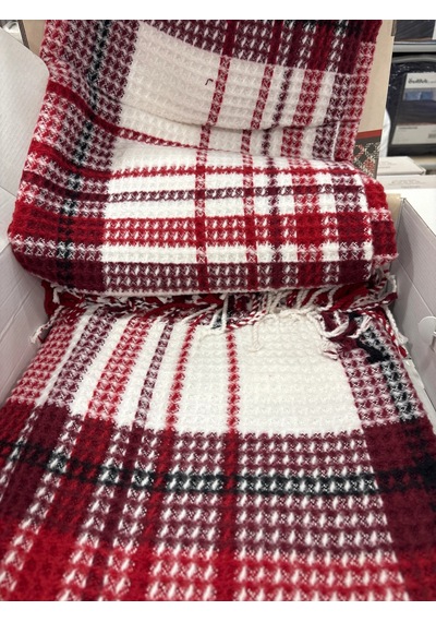 Sesli Comfort Kırmızı Beyaz Ekose Skoç Pamuk Örme Battaniye 200x220 Çift Kişilik Battal Diğer