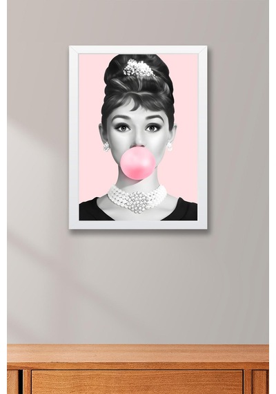 Audrey Hepburn Pembe Sakız Balonu Çerçeveli Tablo - Pop Art Poster Tablo