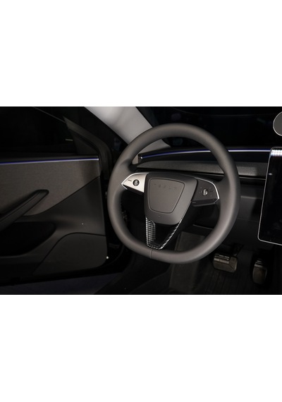 Tesla Model Y Juniper İçin Uyumlu Direksiyon Alt Kısım Kaplama Parlak Karbon