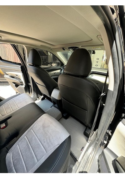 Hyundai Tucson 2021 2024 Arası Arka Sırt 2-1 .arka Sırt Kolçaklı Model Uyumlu Oto Koltuk Kılıfı