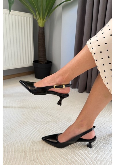 Preshley Kadın Flow Bej Rugan Sivri Burunlu Kısa 5 Cm Topuklu Rahat Şık Arkası Acık Stiletto Ayakkabı Siyah Preshley Kadın Flow Bej Rugan Sivri Burunlu Kısa 5 Cm Topuklu Rahat Şık Arkası Acık Stiletto Ayakkabı Siyah