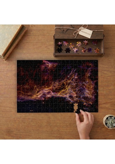 Örtü Bulutsusu - Samanyolu - Yıldızlar Tasarımı 240 Parça Ahşap Puzzle Ahşap Kutuda Mpy50237