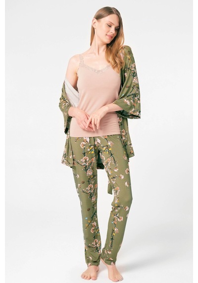 Man5792-1013 Anıl Ev Giyim Man5792 Anıl 5792 İp Askılı V Yaka Viskon Çiçek Desenli Kışlık Örme Normal Bel Bağlamalı Dantel Detaylı Pijama Takımı Sabahlık Yeşil Man5792-1013 Anıl Ev Giyim Man5792 Anıl 5792 İp Askılı V Yaka Viskon Çiçek Desenli Kışlık Örme Normal Bel Bağlamalı Dantel Detaylı Pijama Takımı Sabahlık Yeşil
