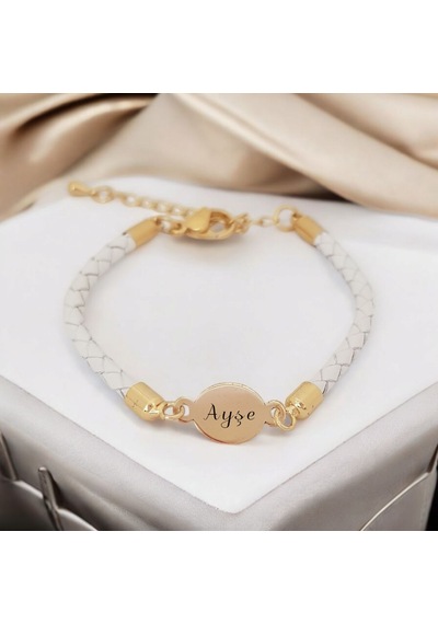 Ayşe İsmine Özel Oval Motifli 14 Ayar Altın Plakalı Doğal Beyaz Derili Hediye Bileklik-529isim Ayşe Ayşe İsmine Özel Oval Motifli 14 Ayar Altın Plakalı Doğal Beyaz Derili Hediye Bileklik-529isim Ayşe