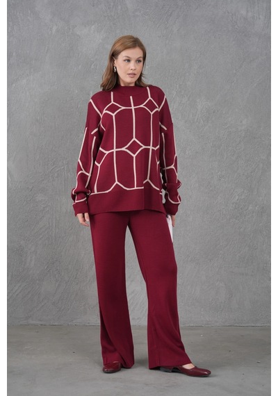 Park Karon Kadın Dik Yaka Desenli Oversize Kazak Pantolon Triko Alt-üst Takım Bordo Park Karon Kadın Dik Yaka Desenli Oversize Kazak Pantolon Triko Alt-üst Takım Bordo