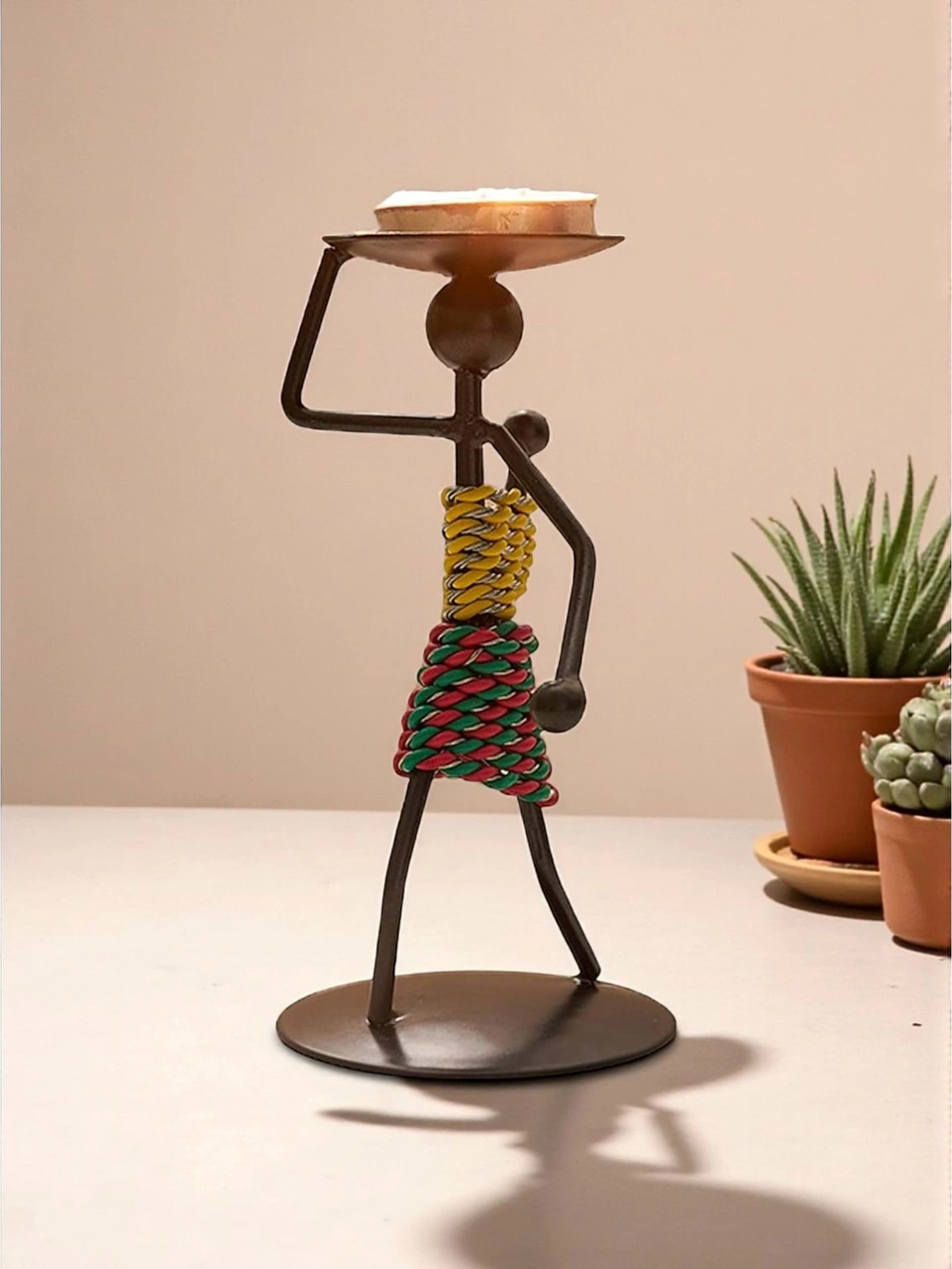 Retro Afrika Temalı Demir Mumluk / Şamdan Tutucu - Masaüstü Dekor Yükseklik 13 Cm Diğer