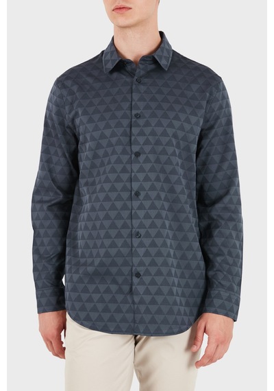 Guess Ls All Over Jacquard Logolu Jakarlı Klasik Yaka Uzun Kollu Gömlek M6yh31w2892 Erkek Gömlek M6yh31 W2892 Fbhq Lacivert Guess Ls All Over Jacquard Logolu Jakarlı Klasik Yaka Uzun Kollu Gömlek M6yh31w2892 Erkek Gömlek M6yh31 W2892 Fbhq Lacivert