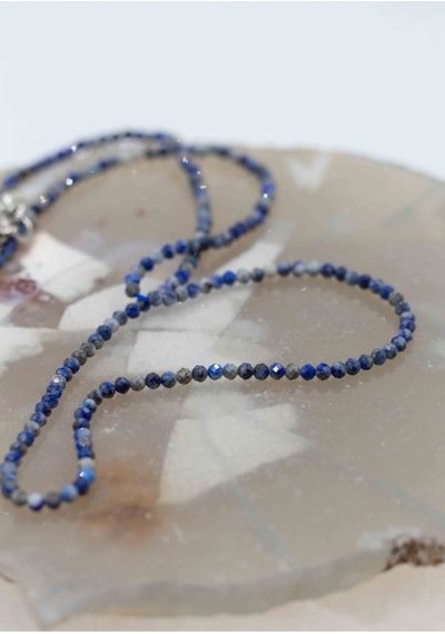 Lapis Lazuli Taşı İnce Doğaltaş Kolye 2 MM Altın
