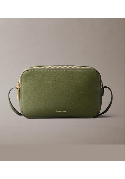 Calvin Klein Kadın Yeşil Omuz Çantası Lv04f3276g-lc6