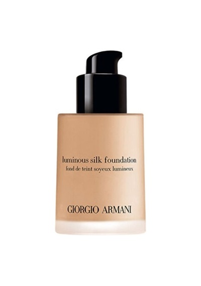 Giorgio Armani Luminous Silk Işıltılı Ve Doğal Bitişli Fondöten 6.5