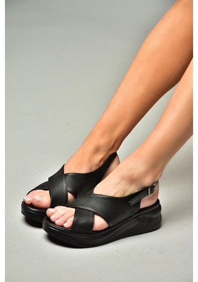 Fox Shoes S713030709 Siyah Çapraz Bantlı Kadın Sandalet Siyah