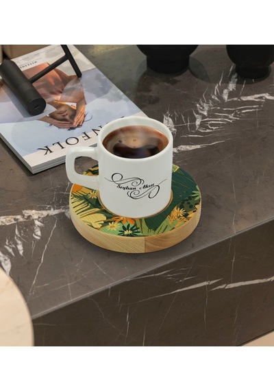 Kişiye Özel Çiçekler Tasarımlı Doğal Ahşap Tabaklı Türk Kahvesi Fincanı Model 7
