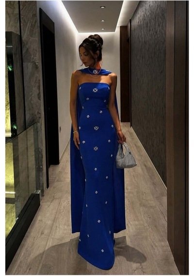 Genel Markalar Kadın Günlük Simli Kumaş Dik Yaka Taş Detaylı Abiye Elbise Saks - 925383457 Saks Genel Markalar Kadın Günlük Simli Kumaş Dik Yaka Taş Detaylı Abiye Elbise Saks - 925383457 Saks