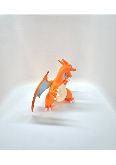 Charizard Pokémon Koleksiyon Figürü 10 Cm