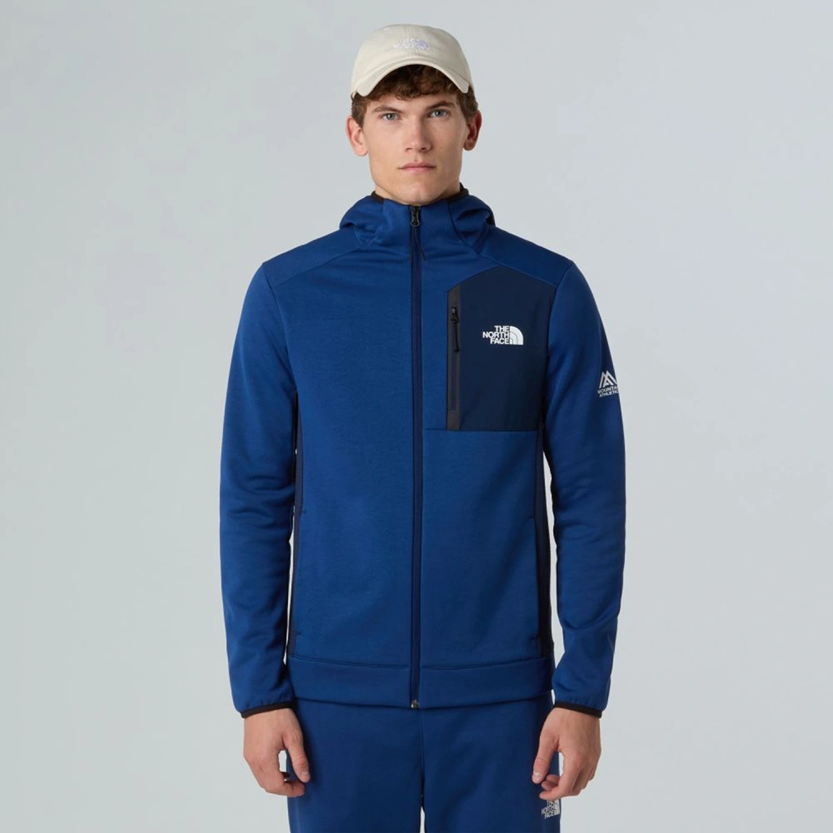 The North Face Mountain Athletics Fleece Erkek Siyah Kapüşonlu Ceket Siyah-1