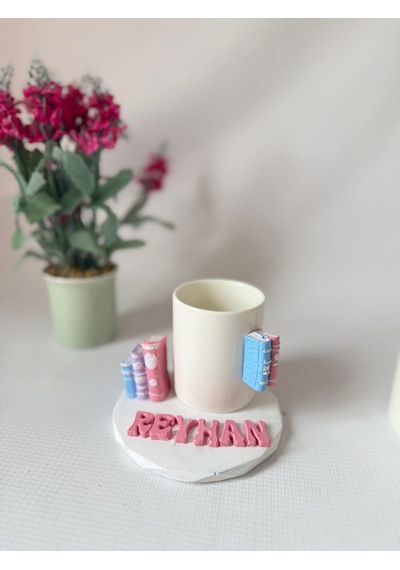Su Tasarim Evi Kitap Temalı Özel Tasarım Kahve Fincanı İsme Özel Fincan Modeli Açık Pembe