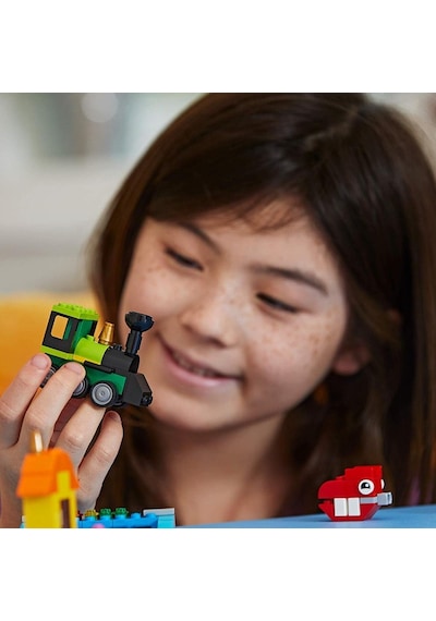 LEGO® Classic 11001 Yapım Parçaları Ve Fikirler 123 Parça