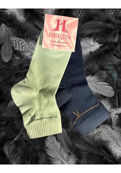Heren Socks Heren Zincir Kurdela Desenli , 2'li Taşlı Kadın Soket ,parfüm Kokulu, Premium Serisi Yeşil - Lacivert Heren Socks Heren Zincir Kurdela Desenli , 2'li Taşlı Kadın Soket ,parfüm Kokulu, Premium Serisi Yeşil - Lacivert