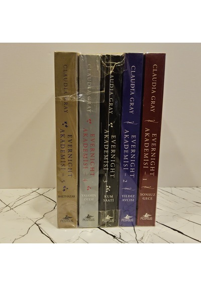 Evernight Akademisi Serisi Takım Set 5 Kitap