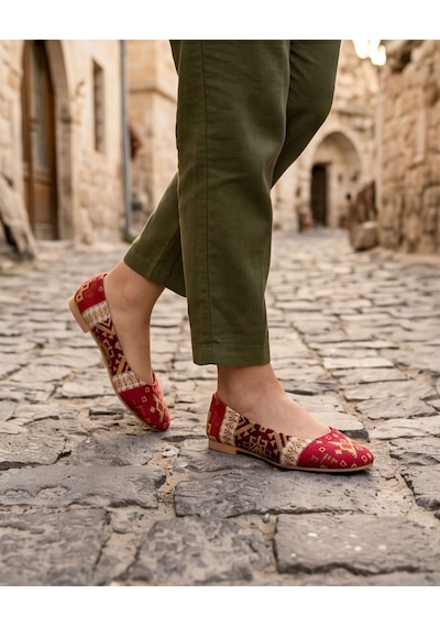 Futsishoes Vıttorıa Hakiki Deri Etnik Desenli Kadın Kırmızı Kilim Desenli Babet