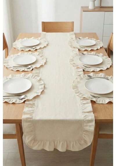 7 Parça Fırfırlı Sofra Sunum Seti 6 Adet Amerikan Servisi Supla + 1 Adet Fırfırlı Runner - 40x150 Cm Bej