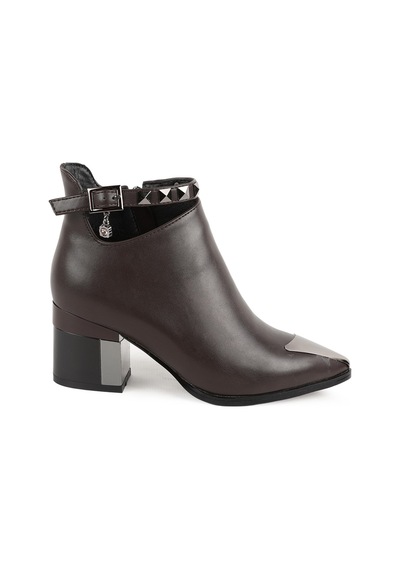Kriste Bell Kadın Bot K26-0069 Kahverengi Metal Burun Zımbalı Kemer Detaylı Aynalı Kalın Topuk Fermuarlı Şık Abiye Bootie Kahve Kriste Bell Kadın Bot K26-0069 Kahverengi Metal Burun Zımbalı Kemer Detaylı Aynalı Kalın Topuk Fermuarlı Şık Abiye Bootie Kahve
