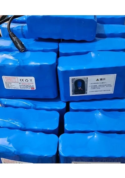 Sazan Yemleme Tekne Ve Botu Pil 7.4v Ve 8.4v 15,000 Mah Fabrikasyon Yüksek Kalite