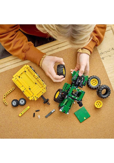 LEGO® Technic 42136 John Deere 9620R 4Wd Traktör 390 Parça