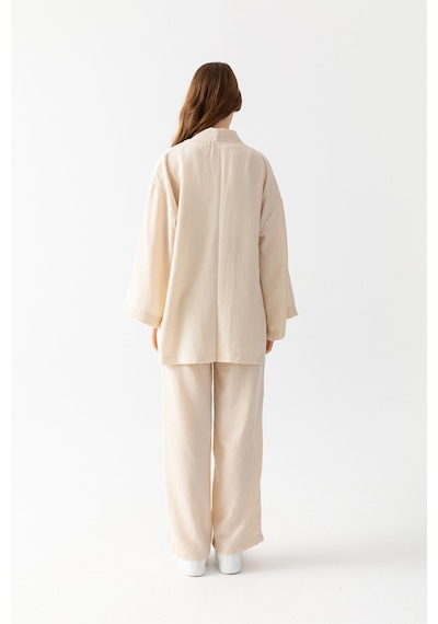 Zen Elegance Kadın Kimono Takım - Geniş Paça Keten Dokulu Alt Üst Yazlık Kadın Takım Bej Zen Elegance Kadın Kimono Takım - Geniş Paça Keten Dokulu Alt Üst Yazlık Kadın Takım Bej