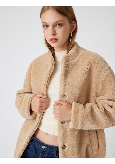 Koton Oversize Peluş Ceket Cep Detaylı Çıtçıt Düğmeli Bomber Yaka Bej 5wal20117ıw Ekru Koton Oversize Peluş Ceket Cep Detaylı Çıtçıt Düğmeli Bomber Yaka Bej 5wal20117ıw Ekru