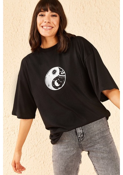 Blackjack Giyim Kadın Siyah Find Balance Oversize Tshirt Siyah