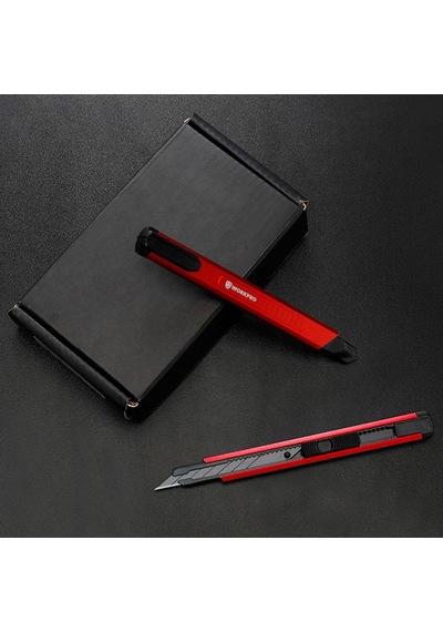 Workpro Wp212020 9mm Alüminyum Kasa Cep Askılı Maket Bıçağı Kırmızı
