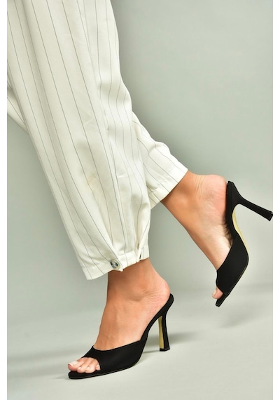 Fox Shoes U997062804 Siyah Kumaş İnce Topuklu Kadın Terlik Siyah