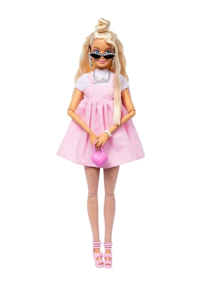 Barbie Deluxe Style Bebekler Sarı Saçlı Hyv27