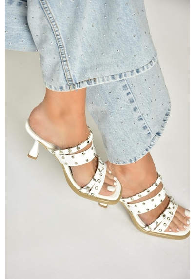 Fox Shoes U518280408 Beyaz Rugan Kalın Topuklu Kadın Terlik Beyaz