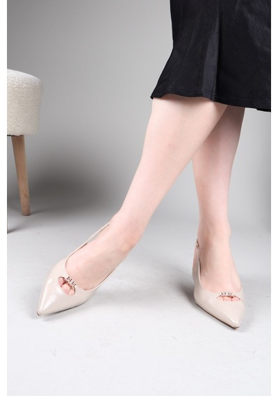 Birikon Veron Taş Toka Aksesuarlı Alçak Topuklu Stiletto Bej-8746