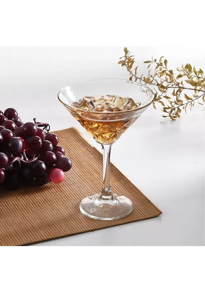 Paşabahçe Estrella 4 Kişilik Martini / Cup Bardağı 250cc Şeffaf