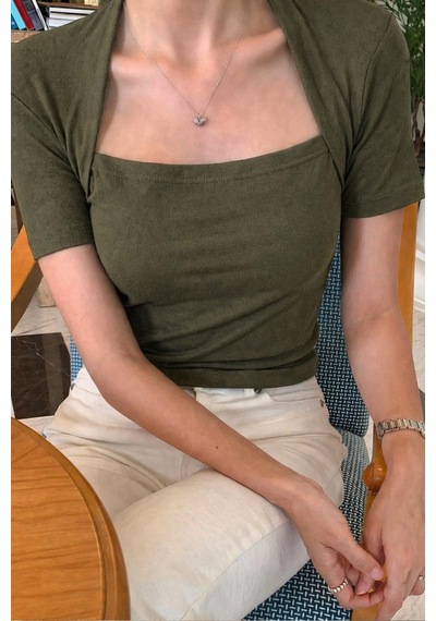 Kadın Haki Kuğu Yaka Slim Kısa Kollu Fit Crop Bluz