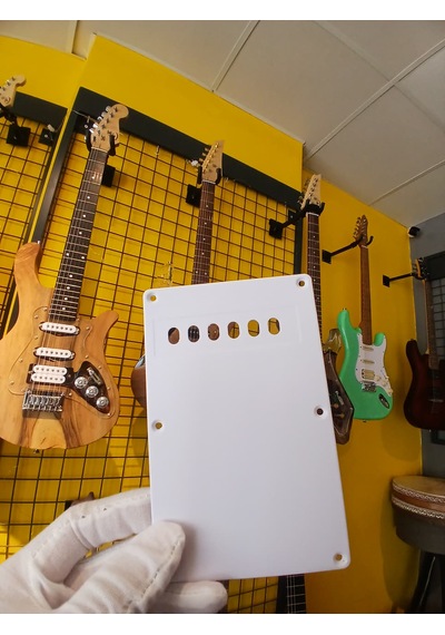 Elektro Gitar Stratocaster Tremolo Arka Yay Kapağı Beyaz