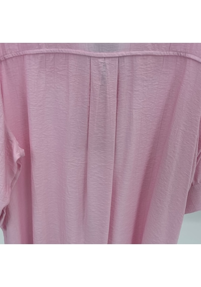 Büyük Beden Düğme Detaylı Yakalı Kapri Kol Yarım Patlı V Yaka Kadın Bluz Pembe