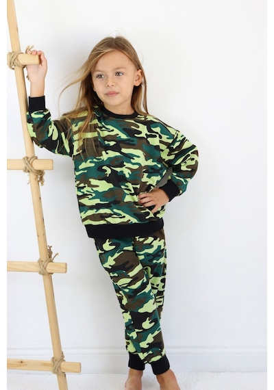 Harika Kids Kız-erkek Unisex Çocuk İki İplik Kumaş Orta Kalınlıkta Nakışlı Örme Basic Eşofman Takımı 001