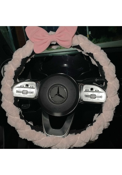 Pembe Peluş Direksiyon Kılıfı Kadınlara Özel Tüylü Direksiyon Kılıfı