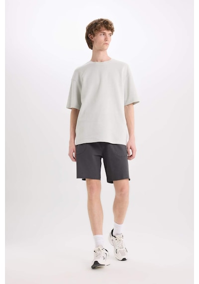 DeFacto %100 Pamuk Slim Fit Dar Kesim Dar Paça Cepli Basic Düz Şort B8673AX25SMAR104