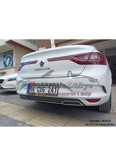 Renault Megane 4 Krom Arka Tampon Difüzör Çıtası. 2020 Üzeri