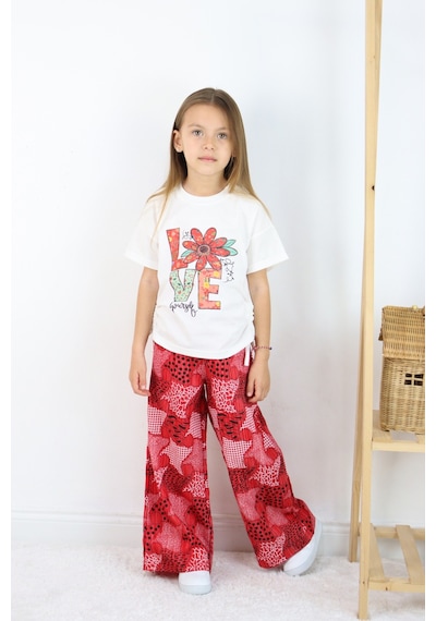 Fesshera Kız Çocuk Love Yourself Baskılı Tişört Ve Geometrik Etnik Desenli Geniş Paça Pantolon Takımı Kırmızı Fesshera Kız Çocuk Love Yourself Baskılı Tişört Ve Geometrik Etnik Desenli Geniş Paça Pantolon Takımı Kırmızı