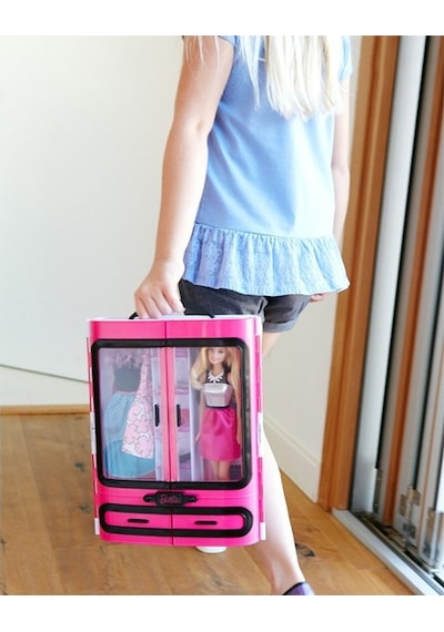 Barbie'nin Muhteşem Dolabı Pembe Dmt57 Barbie Gardrop