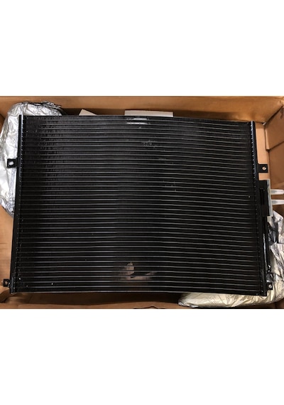 Jeep Grand Cherokee Klima Radyatörü 1999/2003 Valeo 55115918ac