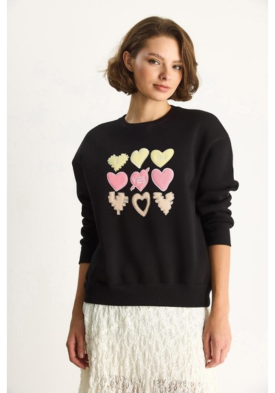 Shade Kadın Bisiklet Yaka Kalp Nakışlı Şardonlu Üç İplik Sweatshirt 6875 60283520 - Siyah