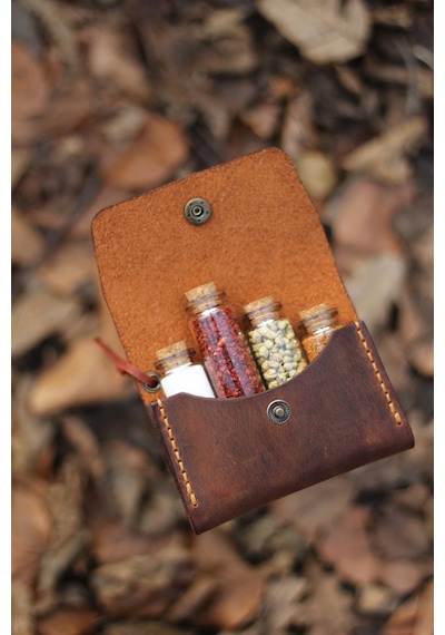 Hi Leather Kişiye İsme Özel Maia Kamp Outdoor Deri Baharatlık Camel